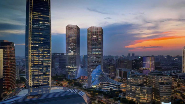 兴旺国际投资 官宣！华之门主导西岸凤巢战略焕新，要与梦中心搭出“王炸组合”